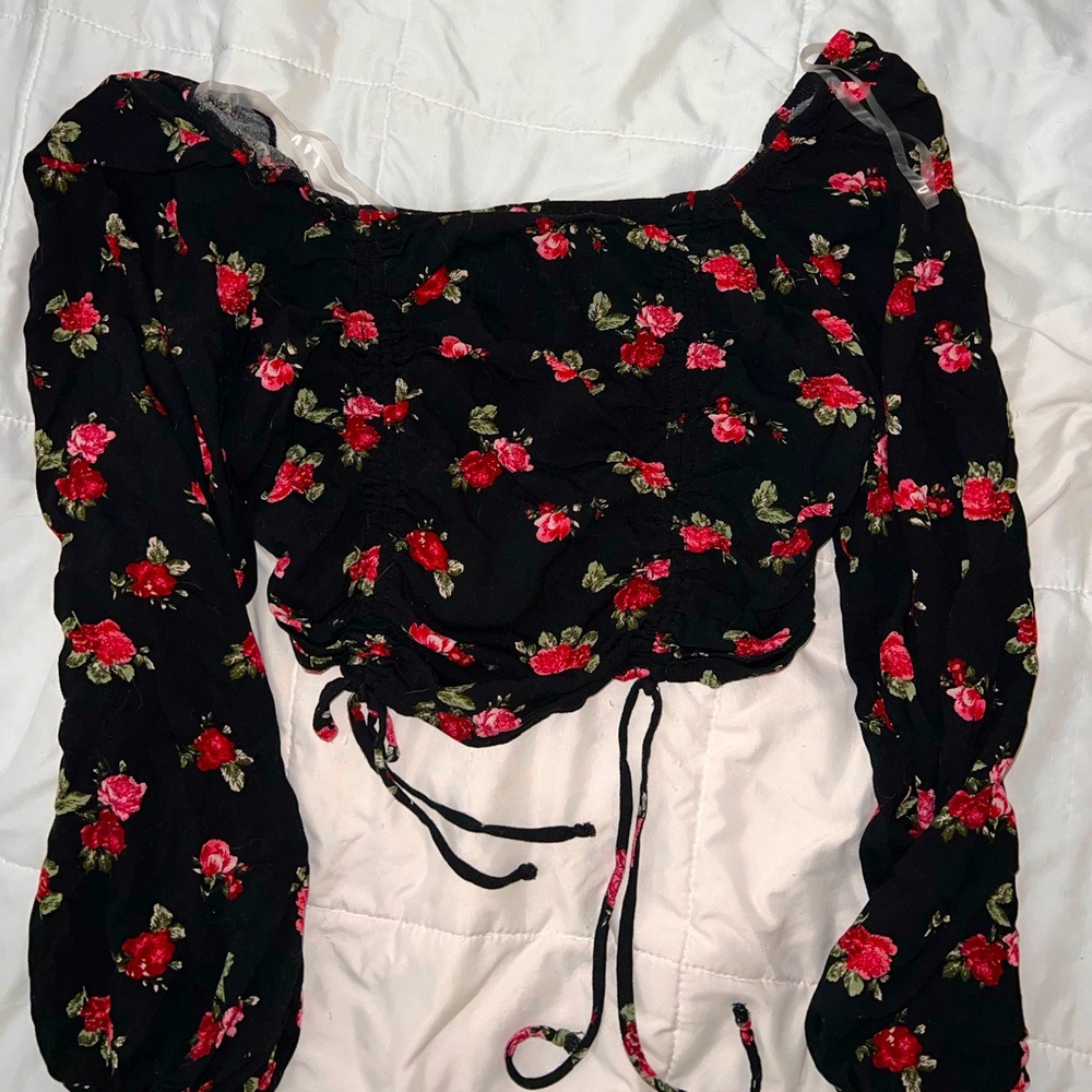 Cropped blouse